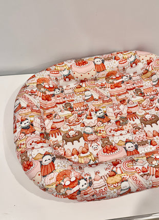 Strawberry cake bunny bed, Large