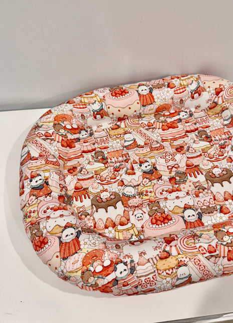 Strawberry cake bunny bed, Large