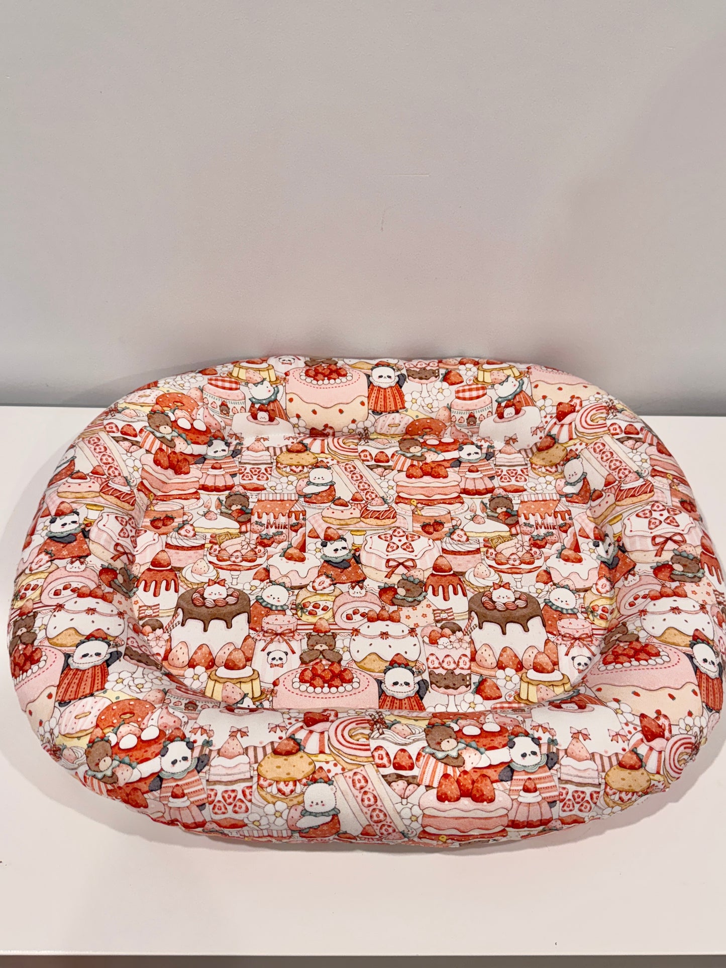 Strawberry cake bunny bed, Large