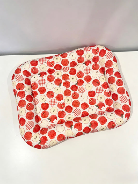 Apples bunny bed