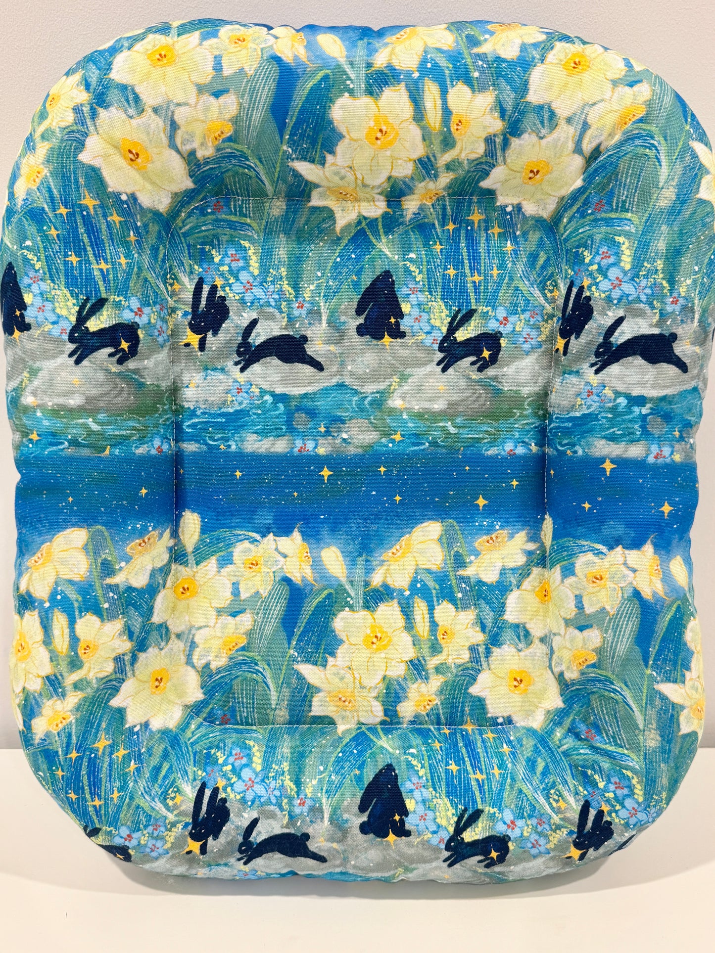 Running bunny bunny Bed, Rectangle Small