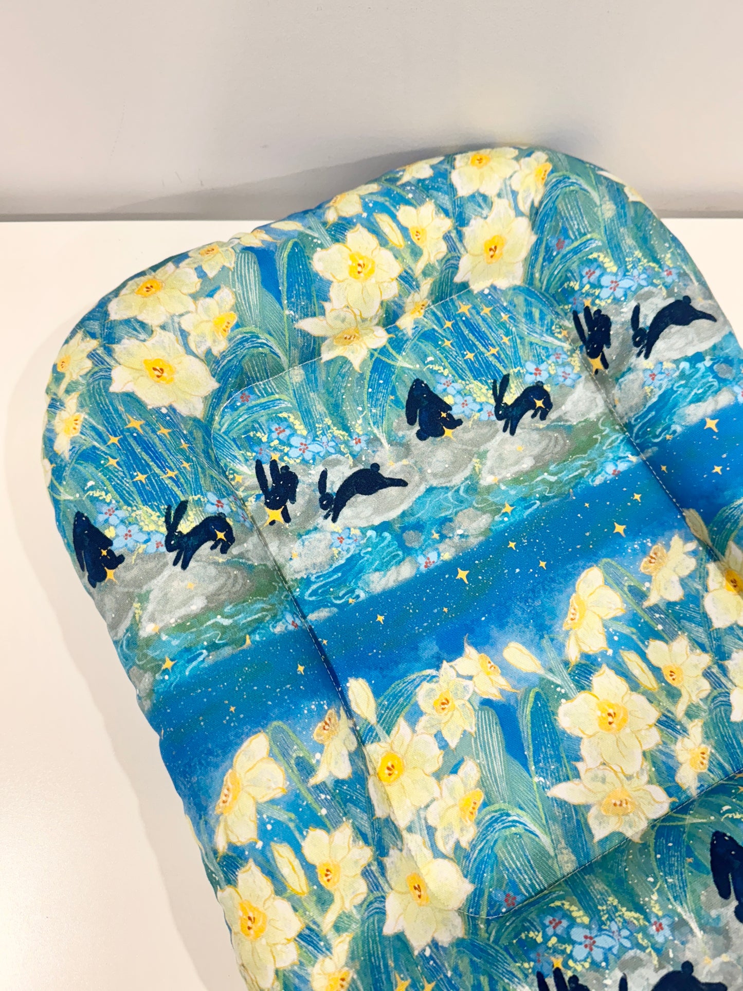 Running bunny bunny Bed, Rectangle Small