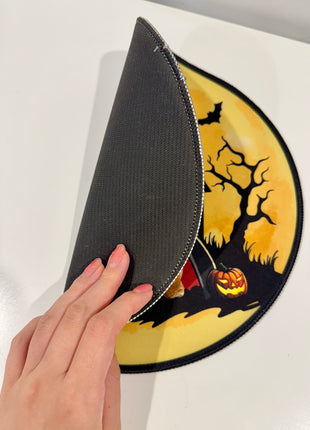 Eggiecula Mouse Pad/ Table mat