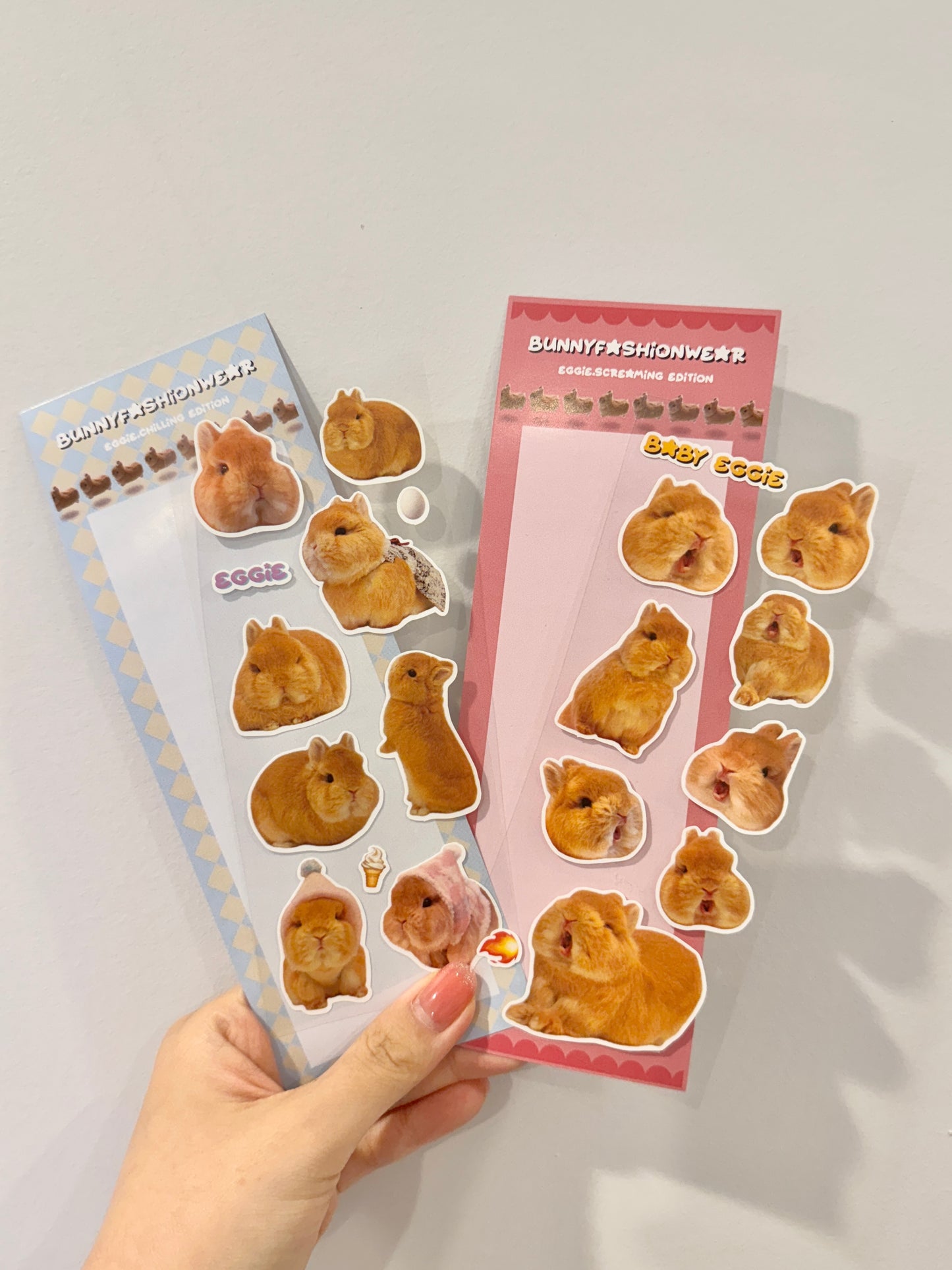 Set of 2 Screaming & Chilling Stickers Sheet